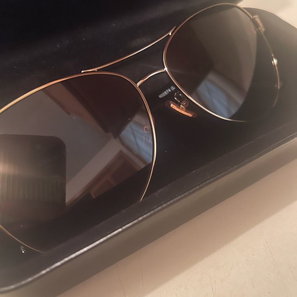 Women’s Coach Sunglasses - Picture 2 of 7
